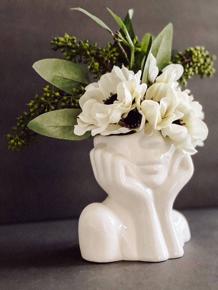 Dreamy Face Ceramic Flower Vase